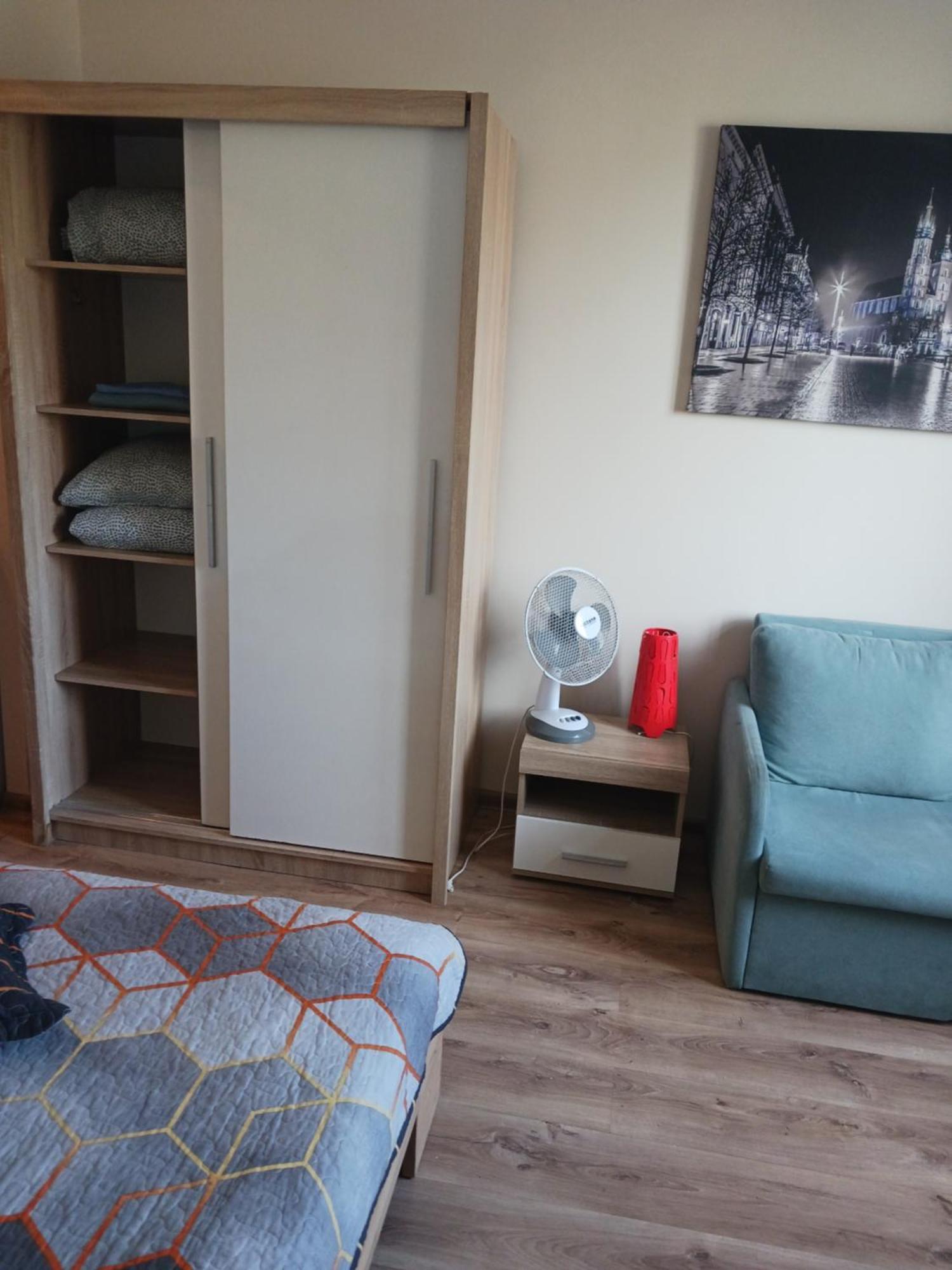 Apartamenty Marco 3 Przy Dworcu-Stare Miasto-Super Wi Fi Krasków Eksteriør bilde
